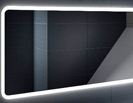 Specchiere elemtni d'arredo per il bagno.